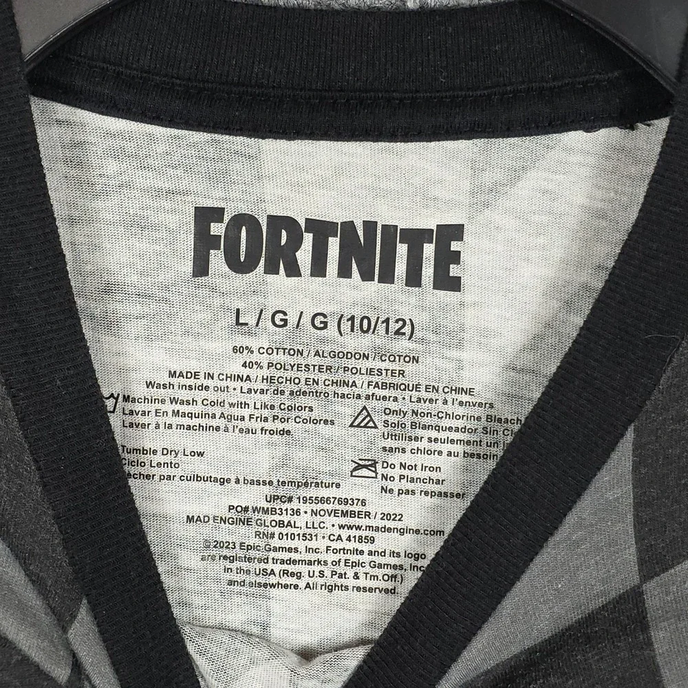 Fortnite Boys Size L 10/12 T-Shirt Grey Black Warped Checkerboard Graphic Tee